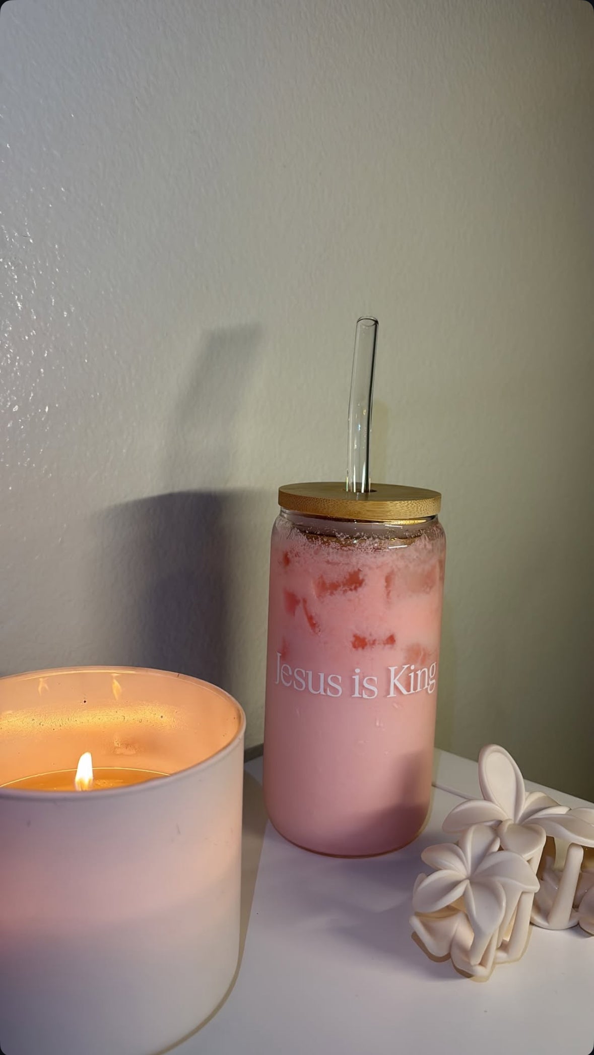JESUS IS KING DRINKING GLASS